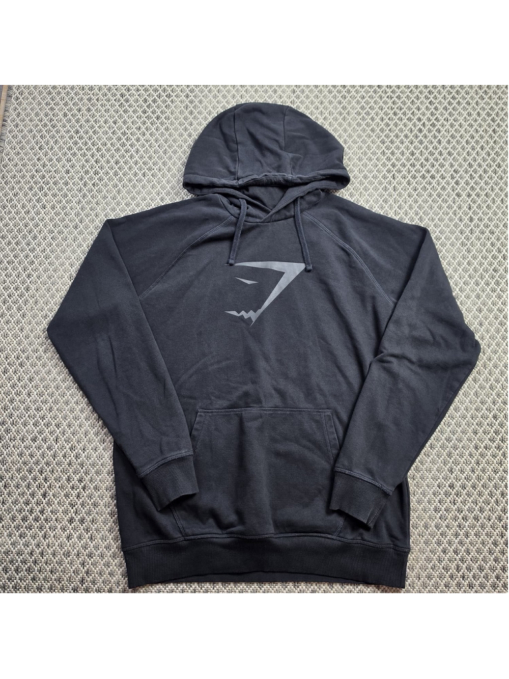 Gymshark Mens M Black Shark Logo Pullover Hoodie Sweatshirt Gym Workout